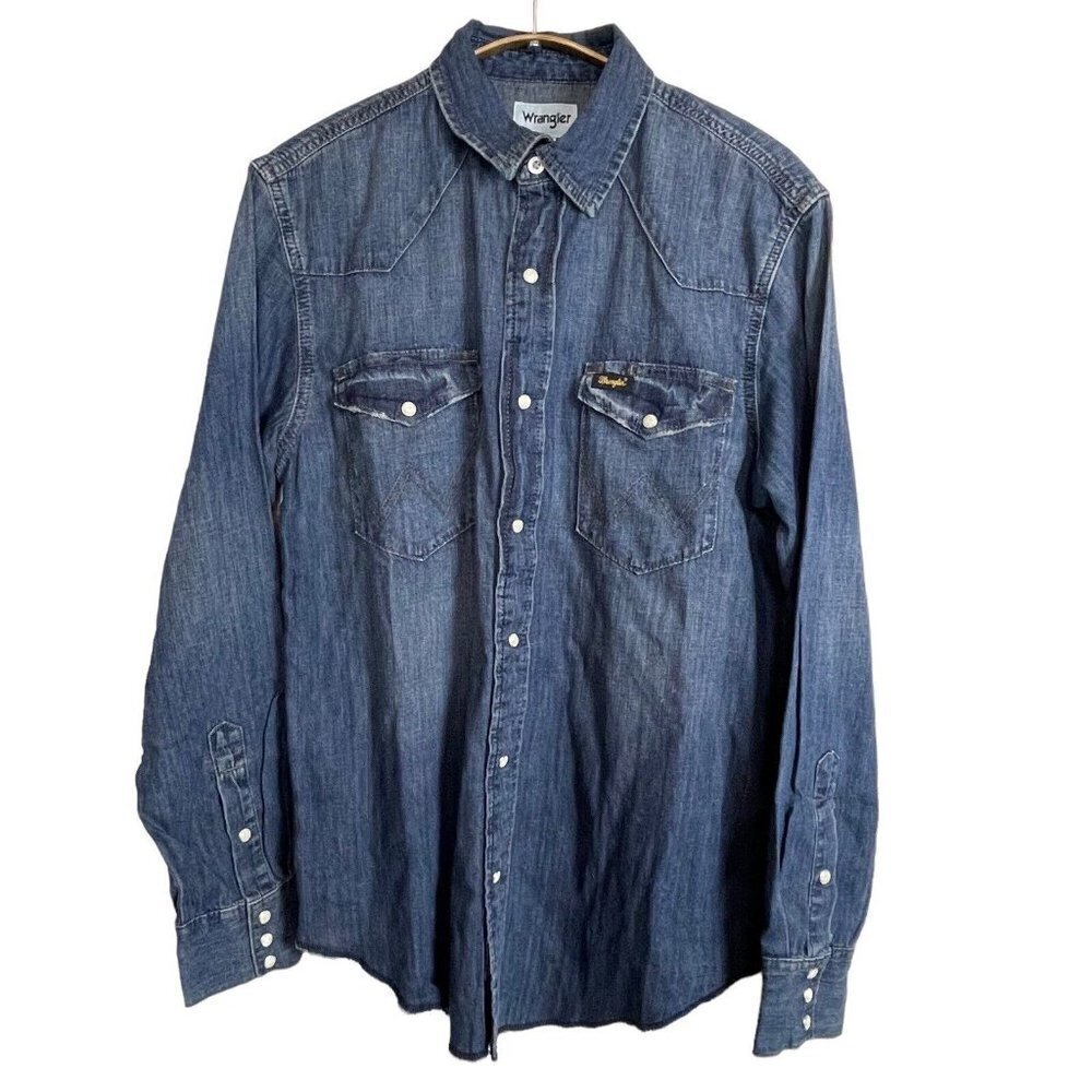 NWT Wrangler Women's Size S Pearl Snap Chambray Blue Long Sleeve Top‎ Gorpcore